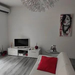 Lisalo Appartement Vitrolles (Bouches-du-Rhone)